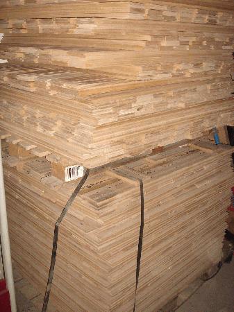 Soalho lamparquet em madeira extica - 80 m2 - 100cm (comprimento) x 9cm (largura) x 2cm (espessura)
