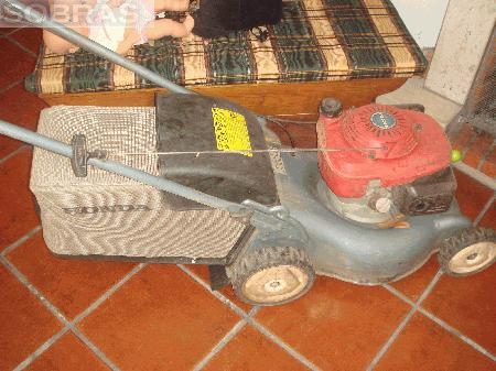 Cortador de relva Izi - Honda
