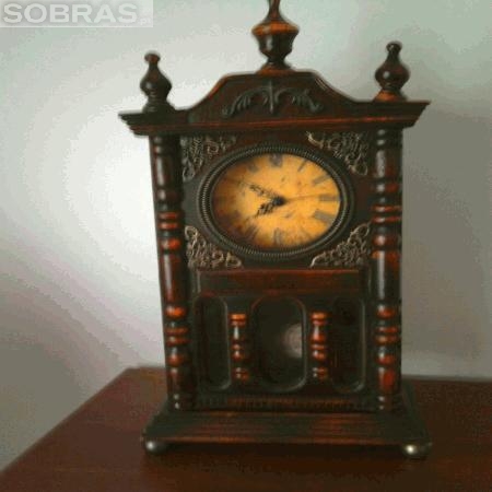 Rel�gio de mesa antigo