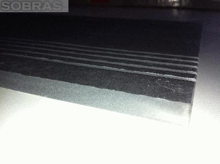 Pe�a antiderrapante para degrau escada