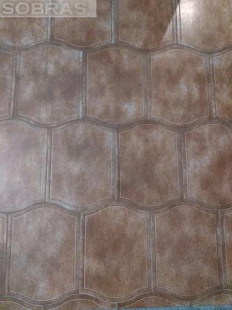 Procura tijoleira de ch�o - 2 metros quadrados