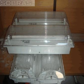 Aplique de parede branco 