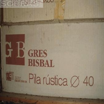 Pia R�stica Redonda - Gr�s Bisbal 